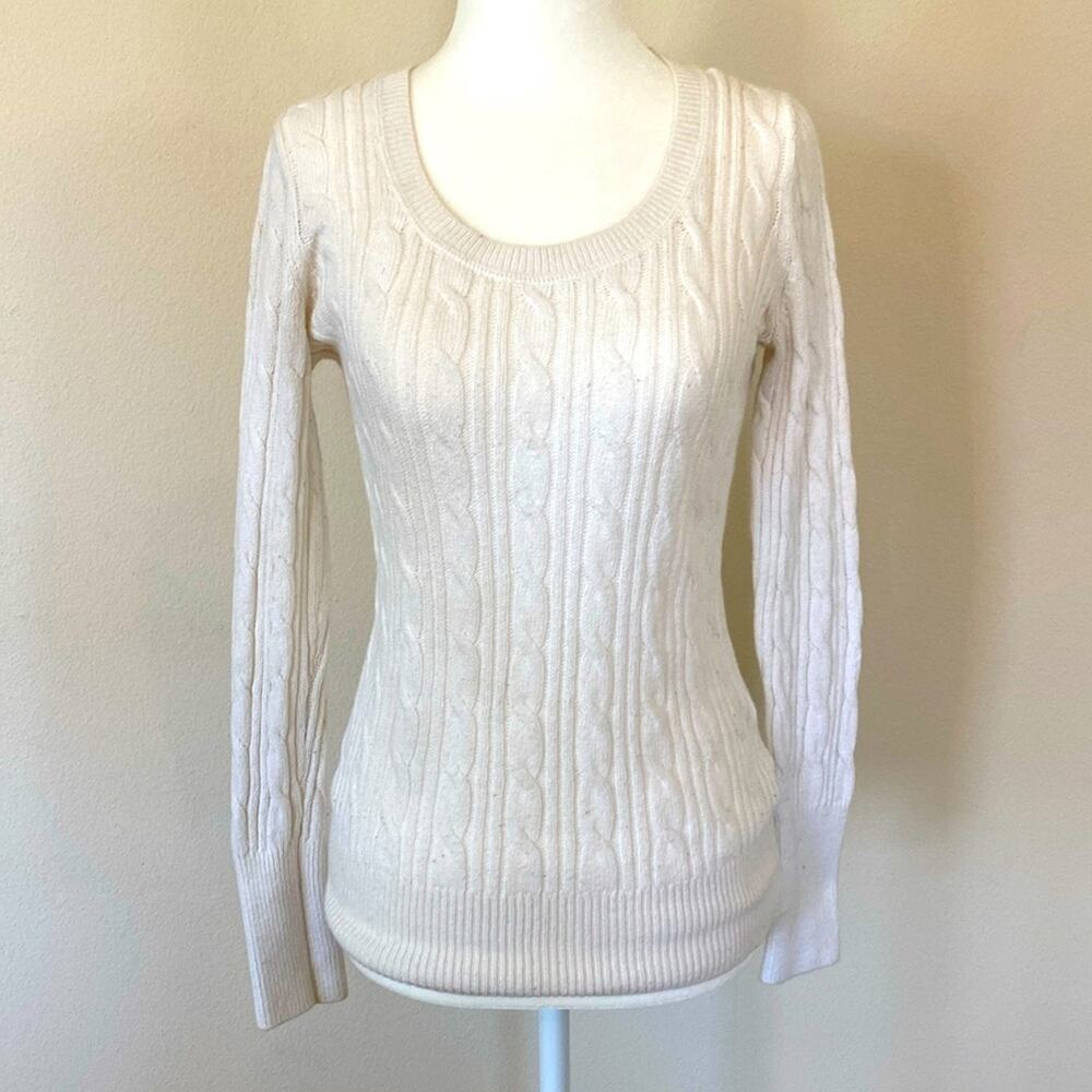 Old Navy Cable Knit Sweater Small Winter White Cream